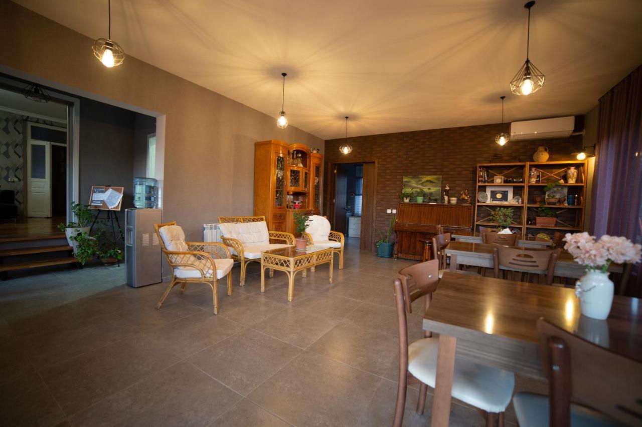 Savanna Guest House Dedoplis Tskaro Luaran gambar